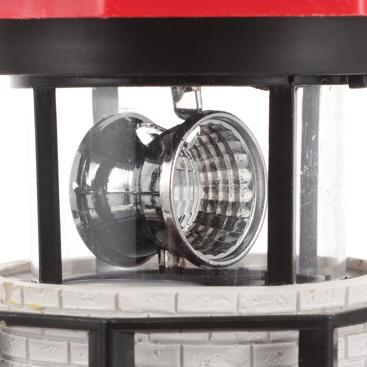 Rotating LED Lighthouse Resin Garden Lamp M6949