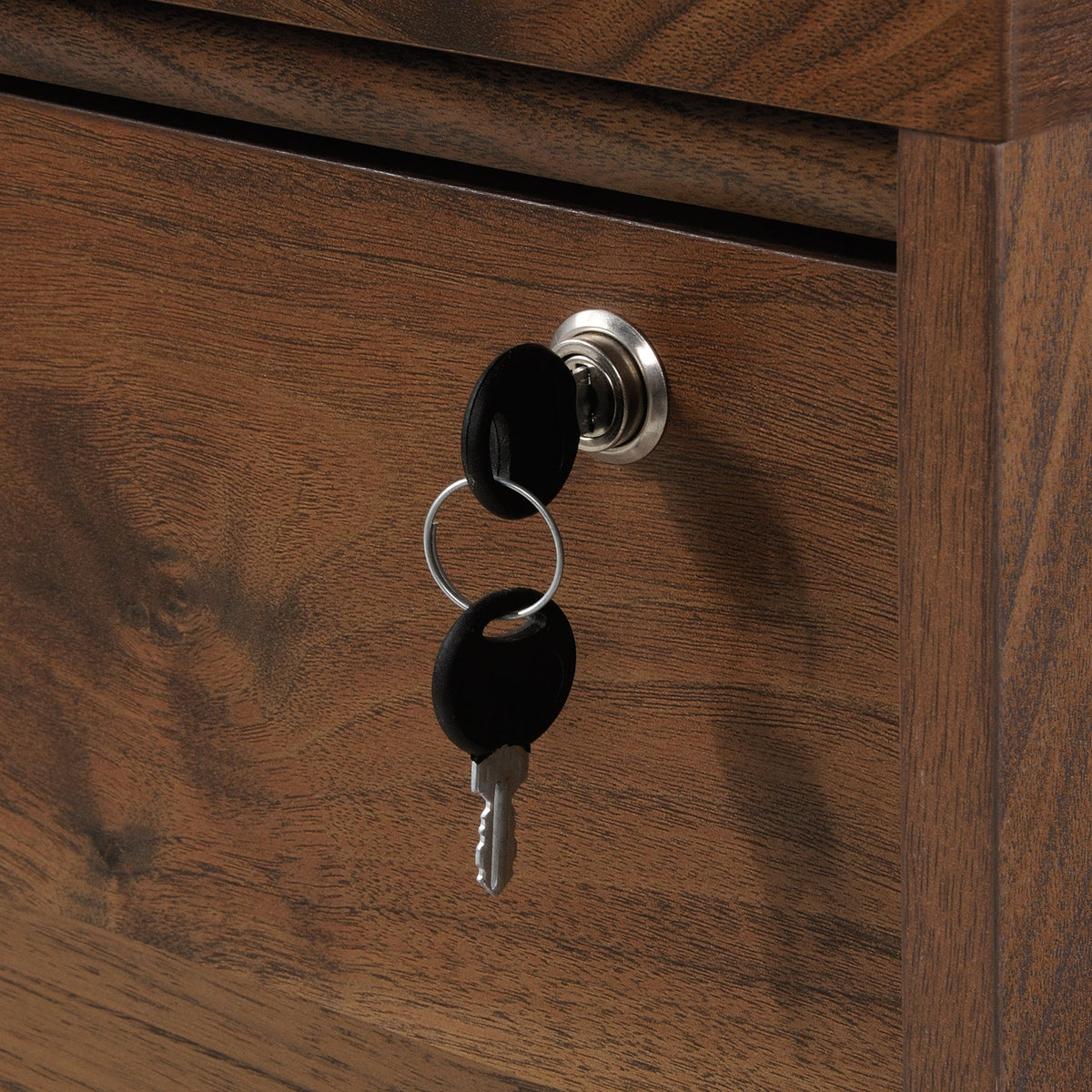 Lateral File, Grand Walnut Q482474