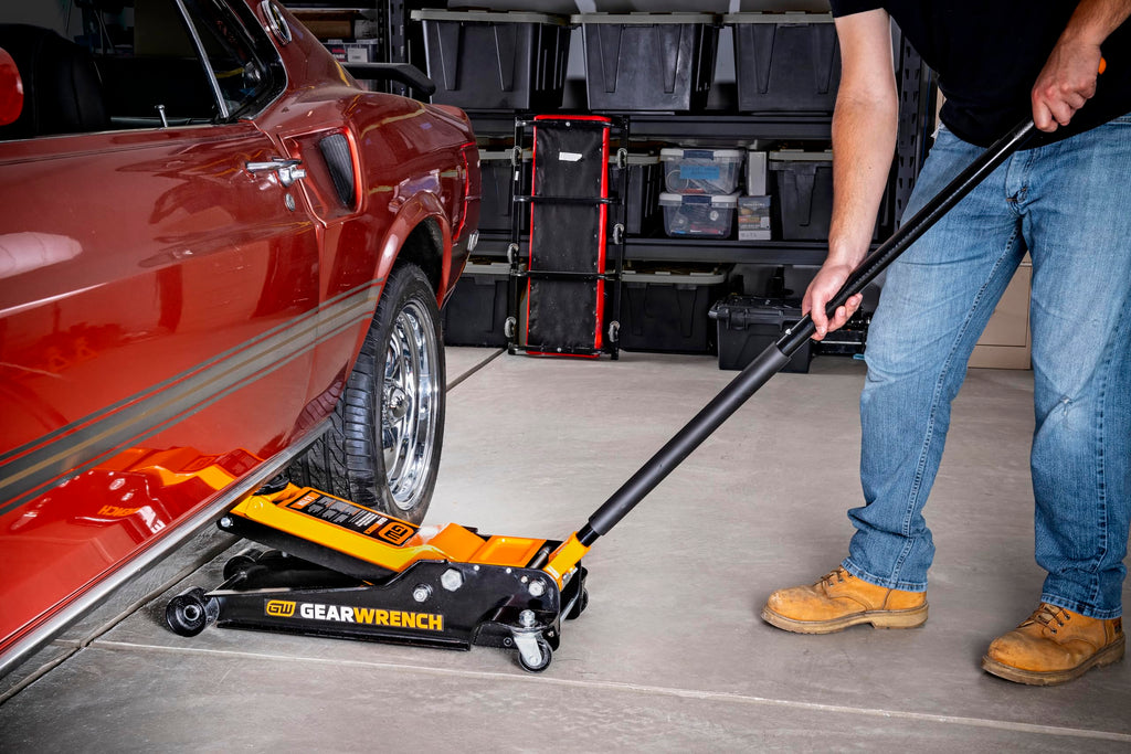 3.5 Ton Low Profile Floor Jack P198397
